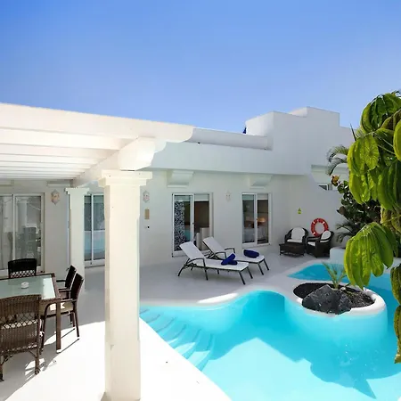 87 Villa Corralejo